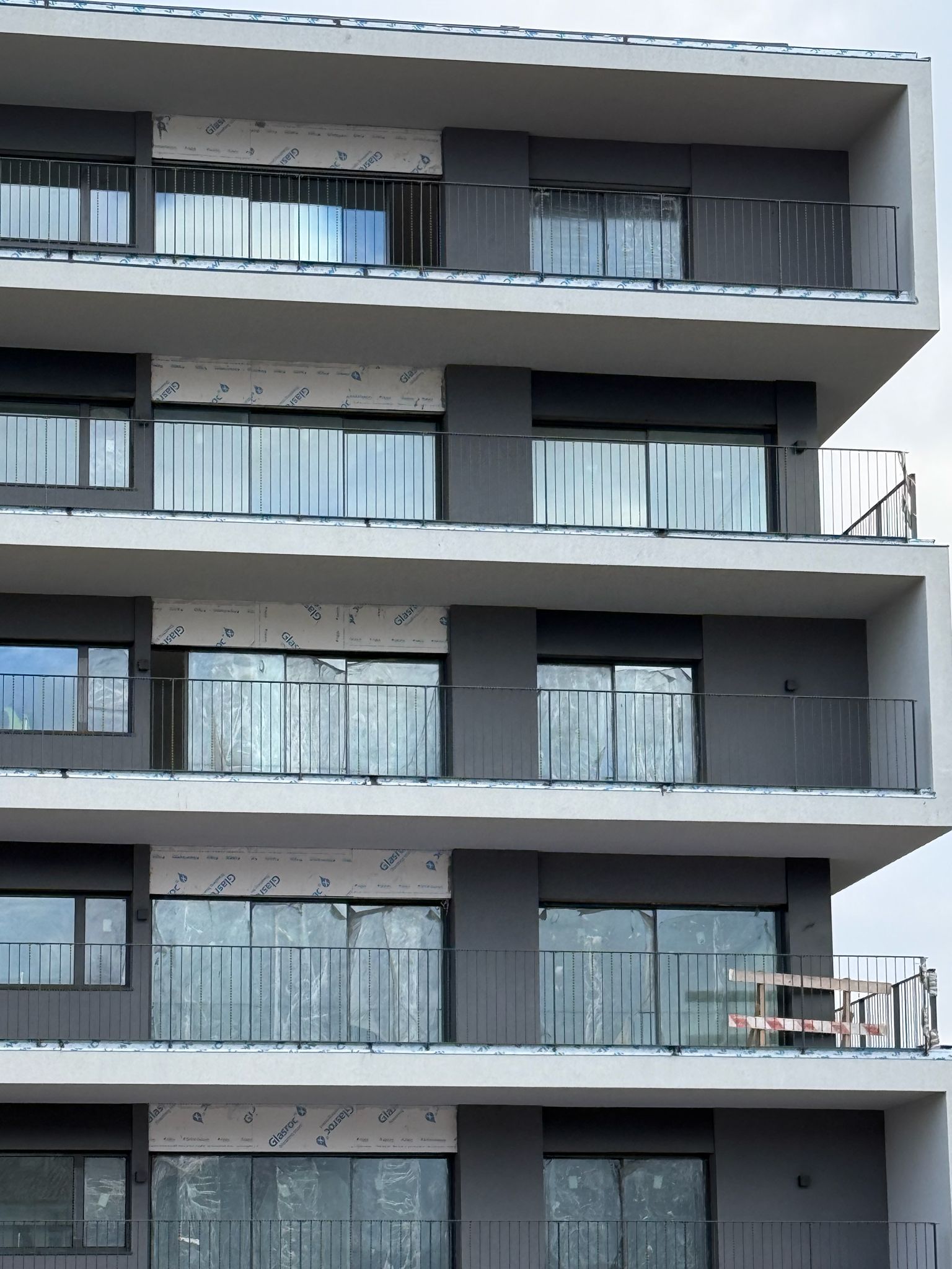 Obra de construção em edifício